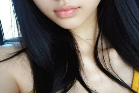 AI girl with black hair wallpaper