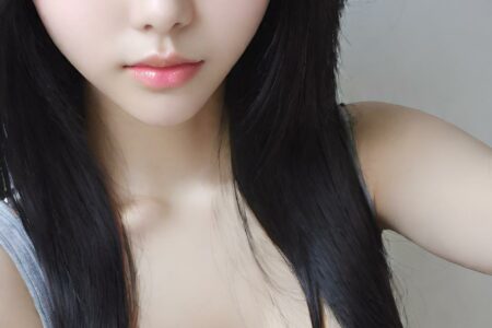 AI girl with black hair wallpaper