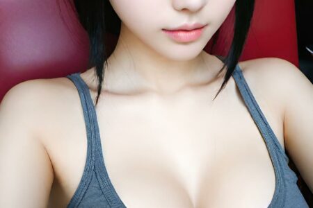 AI girl with black hair wallpaper