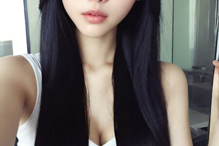 AI girl with black hair wallpaper
