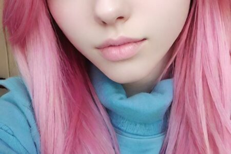 AI girl with pink hair wallpaper