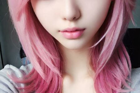 AI girl with pink hair wallpaper
