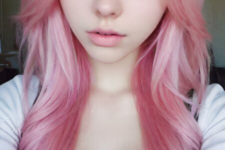 AI girl with pink hair wallpaper