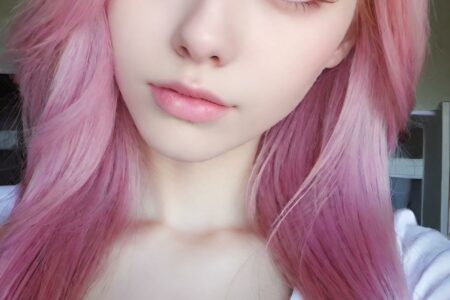 AI girl with pink hair wallpaper