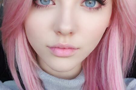 AI girl with pink hair wallpaper