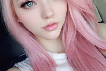 AI girl with pink hair wallpaper