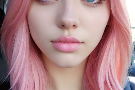 AI girl with pink hair wallpaper
