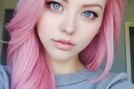 AI girl with pink hair wallpaper