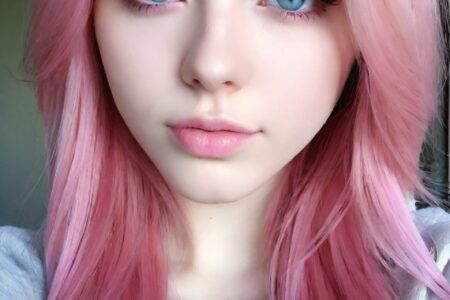 AI girl with pink hair wallpaper