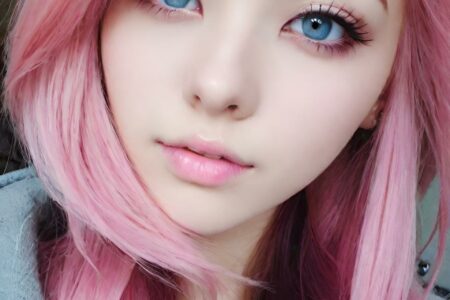 AI girl with pink hair wallpaper