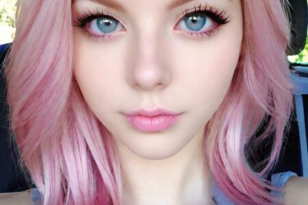 AI girl with pink hair wallpaper