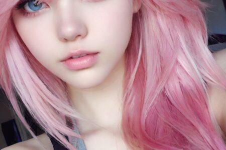 AI girl with pink hair wallpaper