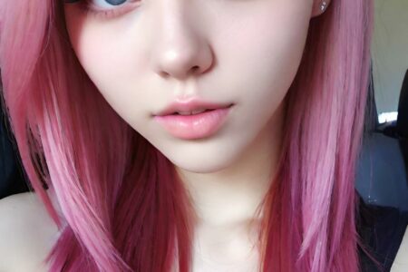 AI girl with pink hair wallpaper